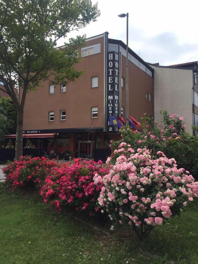 Hotel Millenium2 Prizren Eksteriør billede