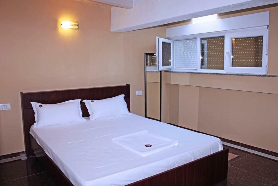 Hotel Millenium2 Prizren Eksteriør billede