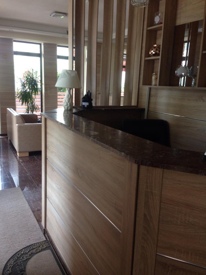 Hotel Millenium2 Prizren Eksteriør billede